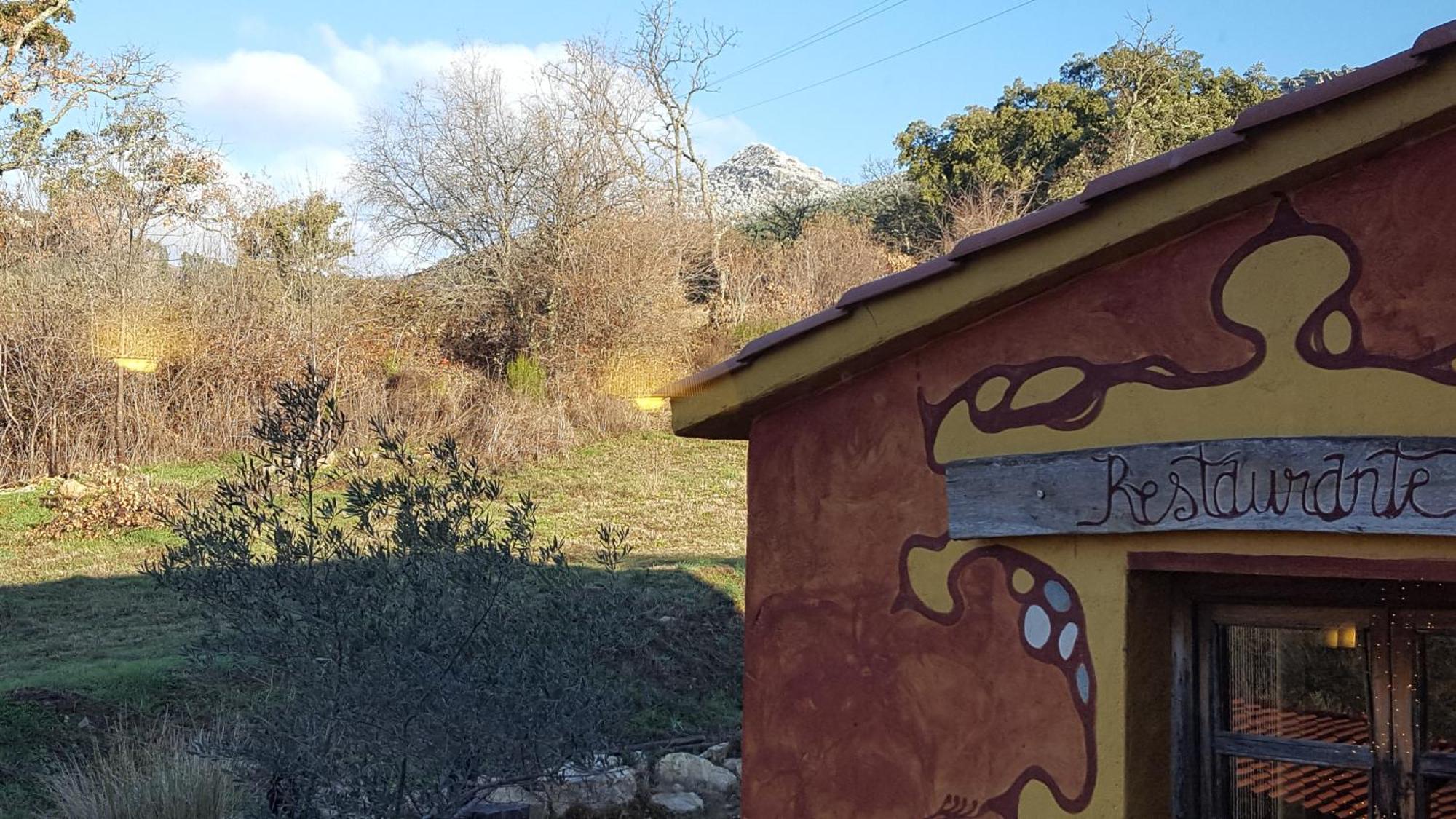 Apartamentos Rurales Candela Cañamero Exteriör bild