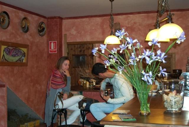 Apartamentos Rurales Candela Cañamero Exteriör bild